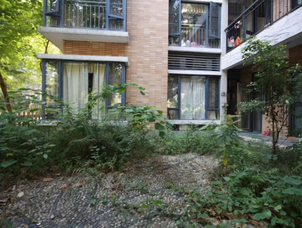 Ϫˮ��Ժ . Ե���װ����־ 01